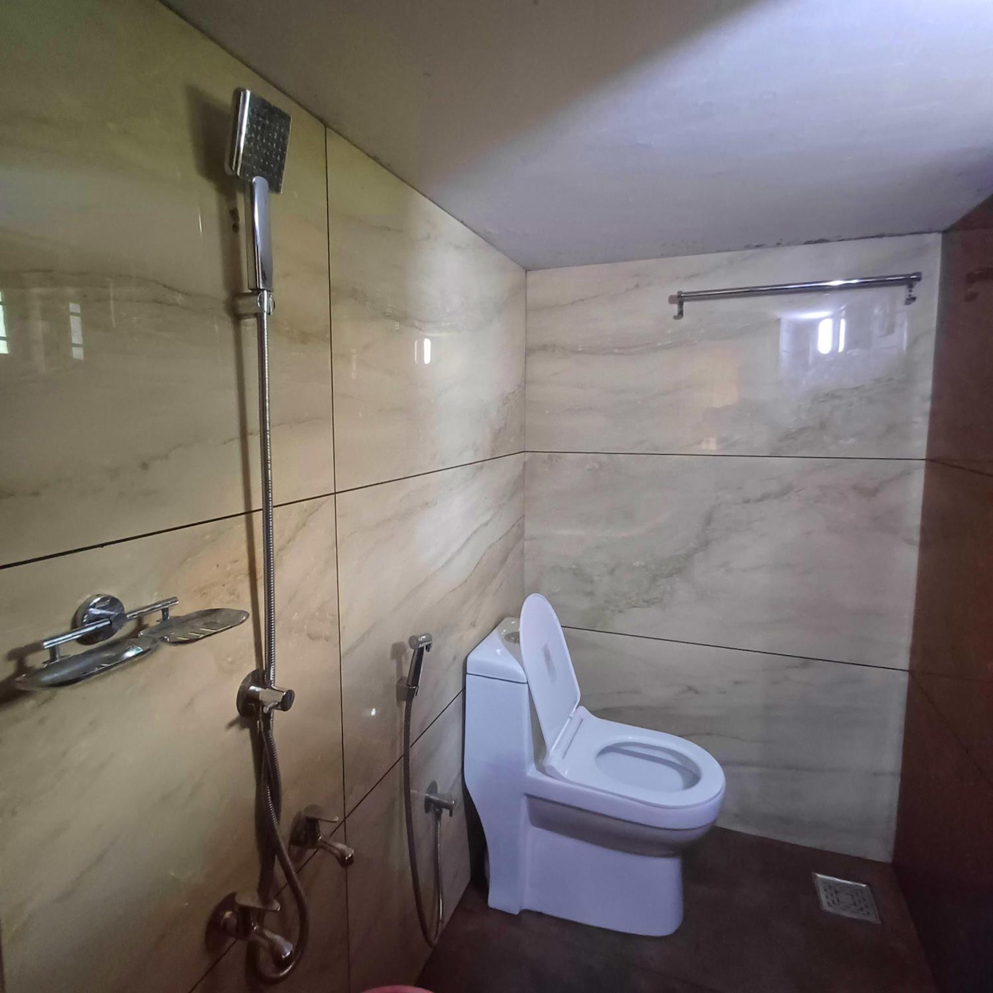 Wayanad Empire Budget Villa Kalpatta Eksteriør bilde